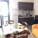 House Διαμέρισμα *